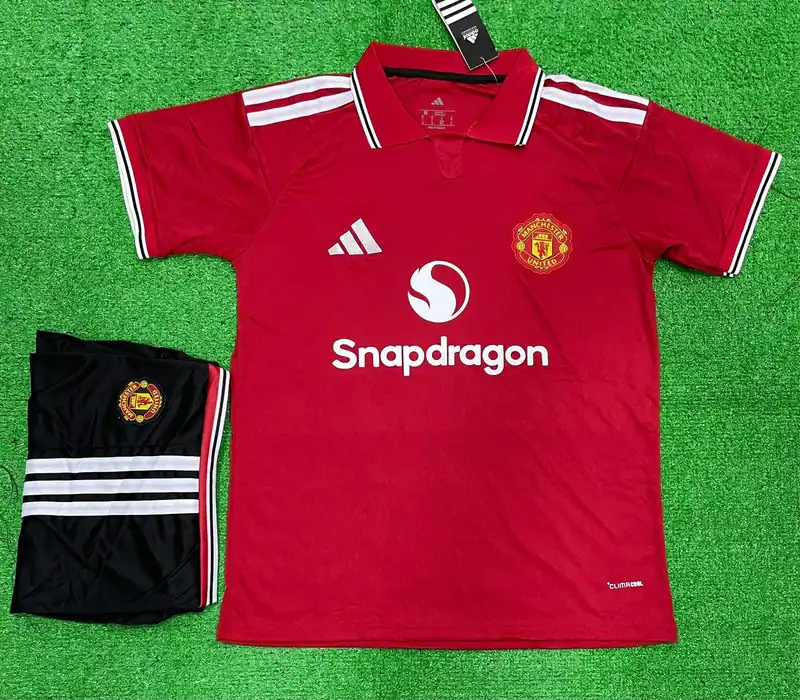 SET MAN UTD HOME 26/27